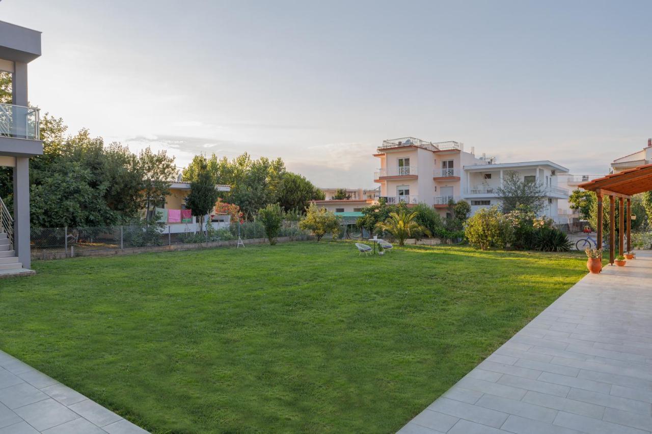 Nicole Fresh Apartments Keramoti  Exterior photo